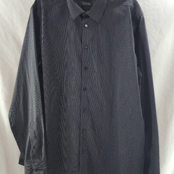 Calvin Klein Black and White Dress Shirt 17 1/2 36-37 Tall - Picture 2 of 7